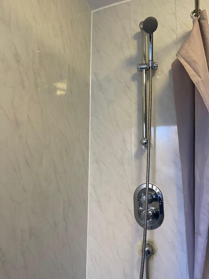Beautiful Private Rooms In London Central Willesden Green Esterno foto