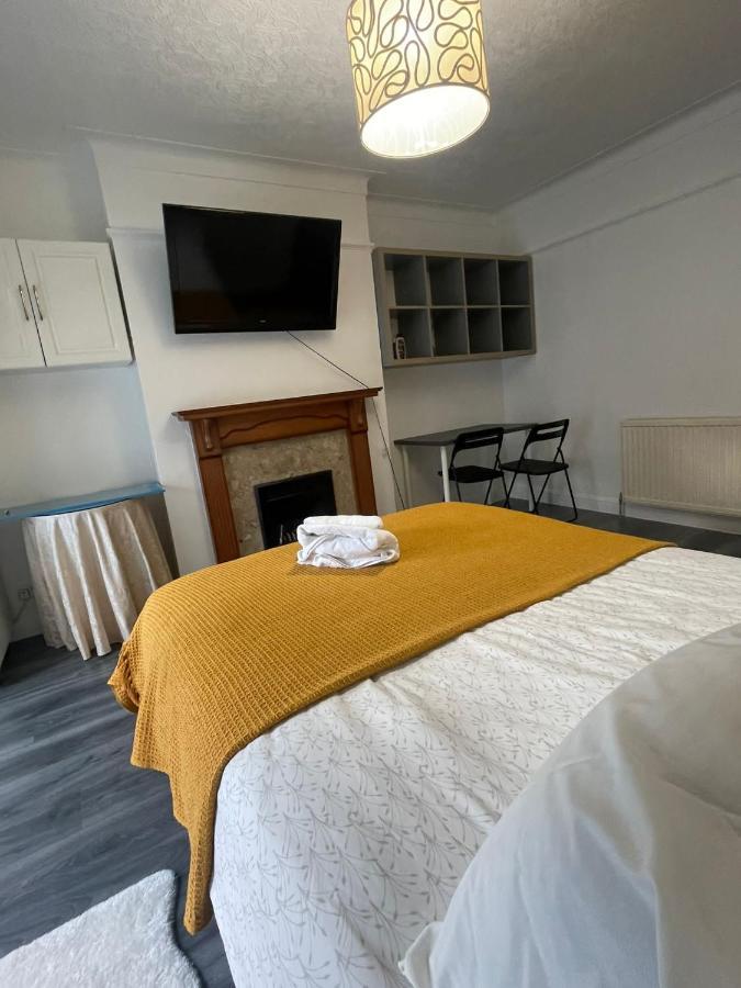 Beautiful Private Rooms In London Central Willesden Green Esterno foto