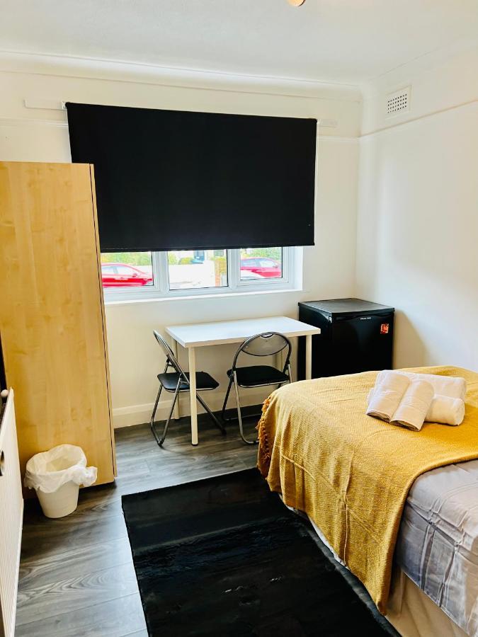 Beautiful Private Rooms In London Central Willesden Green Esterno foto