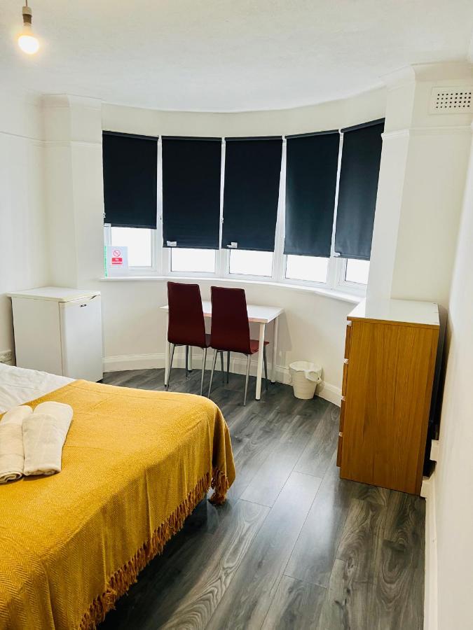 Beautiful Private Rooms In London Central Willesden Green Esterno foto